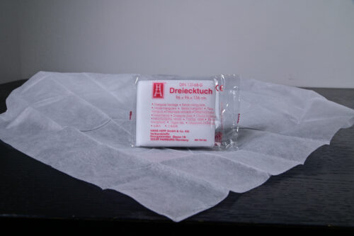 Dreiecktuch vlies Hans Hepp